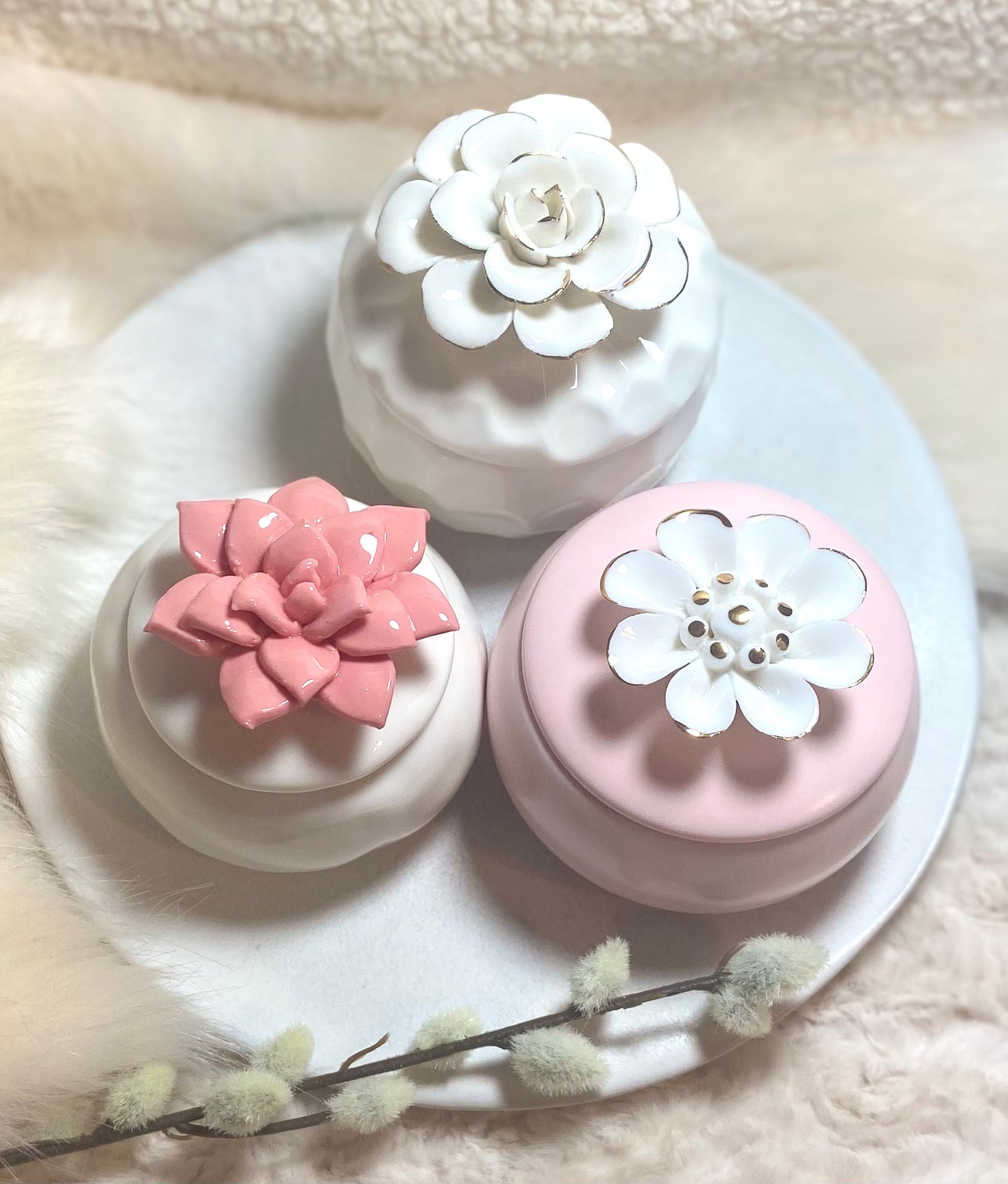 Unique Flower Case with three Scented Candle